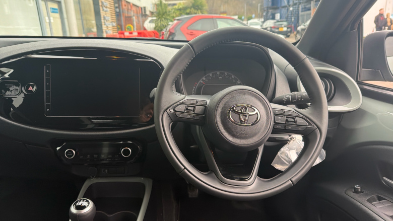 Toyota Aygo X 1.0 VVT-i Edge 5dr Petrol Hatchback